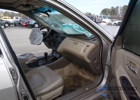 1999 Honda Accord Ex z USA, uszkodzony, nr VIN 1HGCG5655XA139443